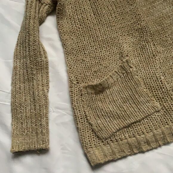 𝅺⭐️LOVE & Liberty Hooded Knit Sweater⭐️ - Picture 11 of 12